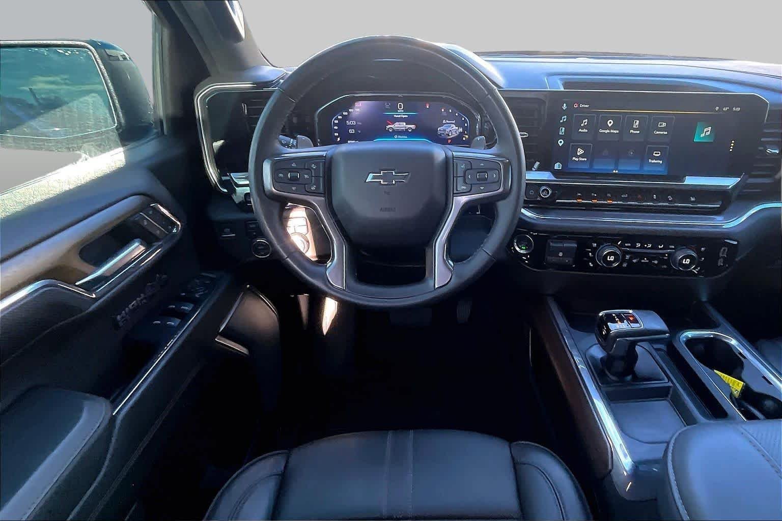 Used 2024 Black Chevrolet High Country image 8