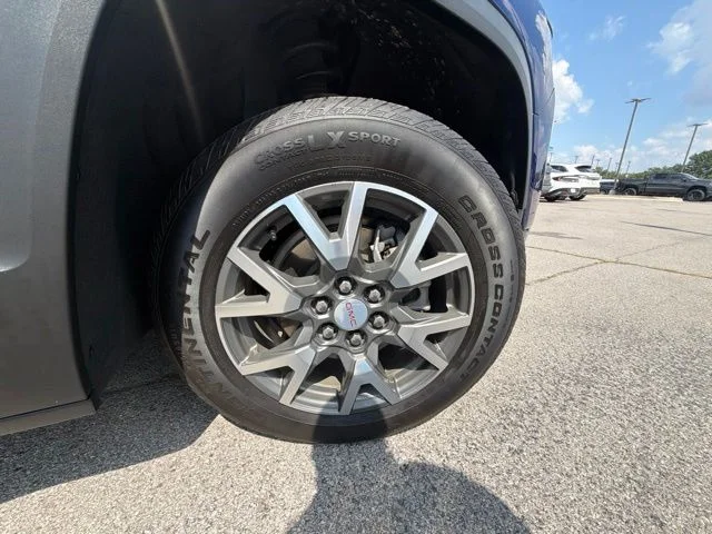 Used 2023 Blue GMC SLE image 21