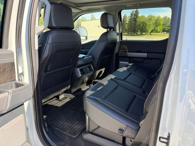 Certified Used 2025  Ford Lariat image 22