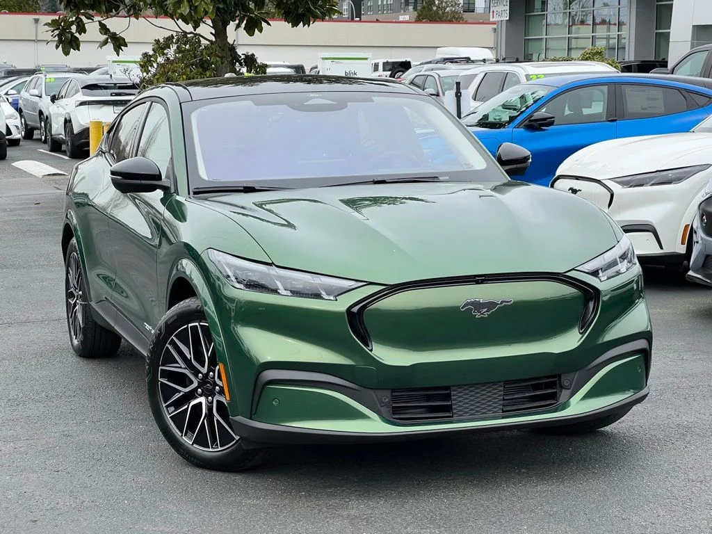 2026 Ford Mustang-Mach-e Premium's photo
