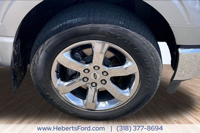 Used 2023 Iconic Silver Metallic Ford Lariat image 7