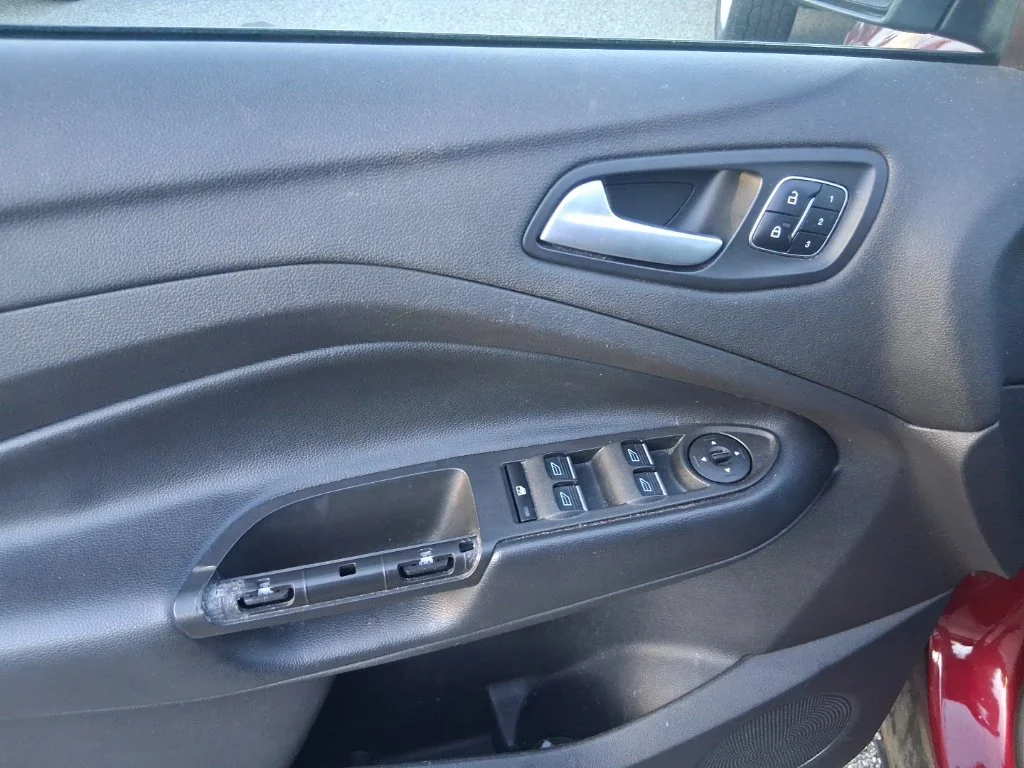 Used 2018 Red Ford Titanium image 8
