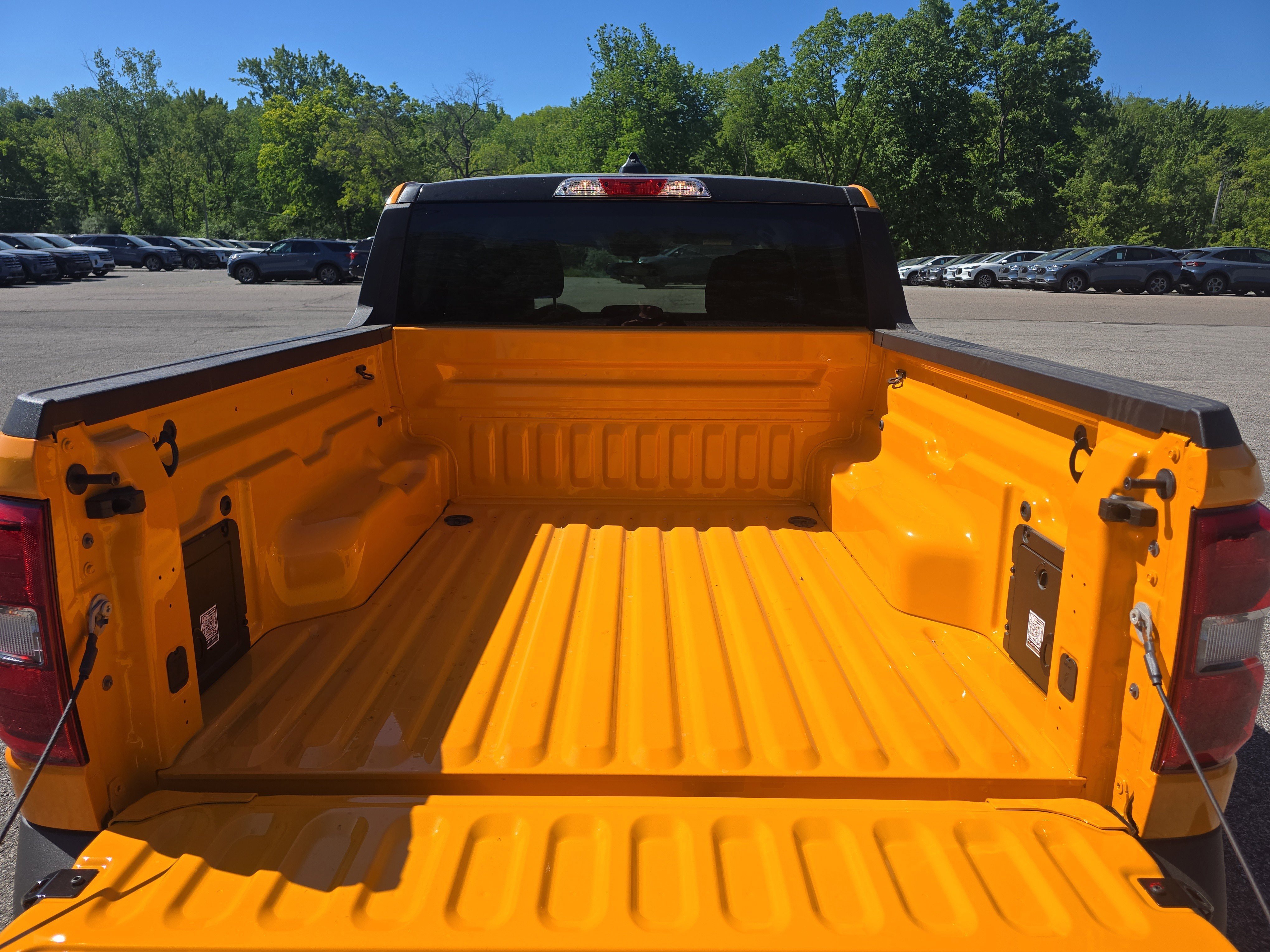 New 2026 Orange Fury Metallic Tri-Coat Ford XLT image 7