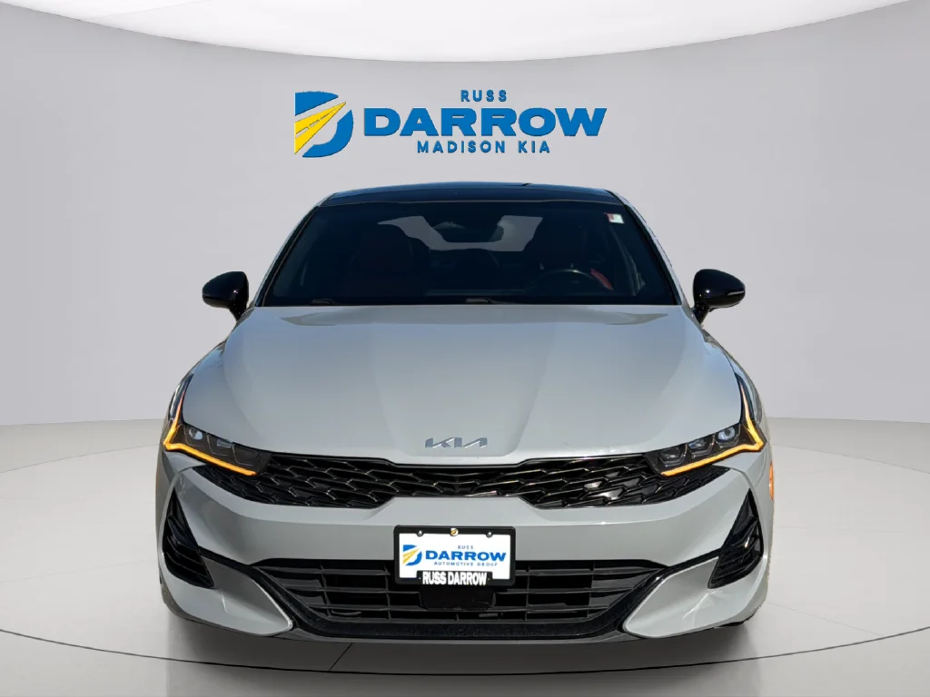 Used 2024 Wolf Gray Kia GT-Line image 8