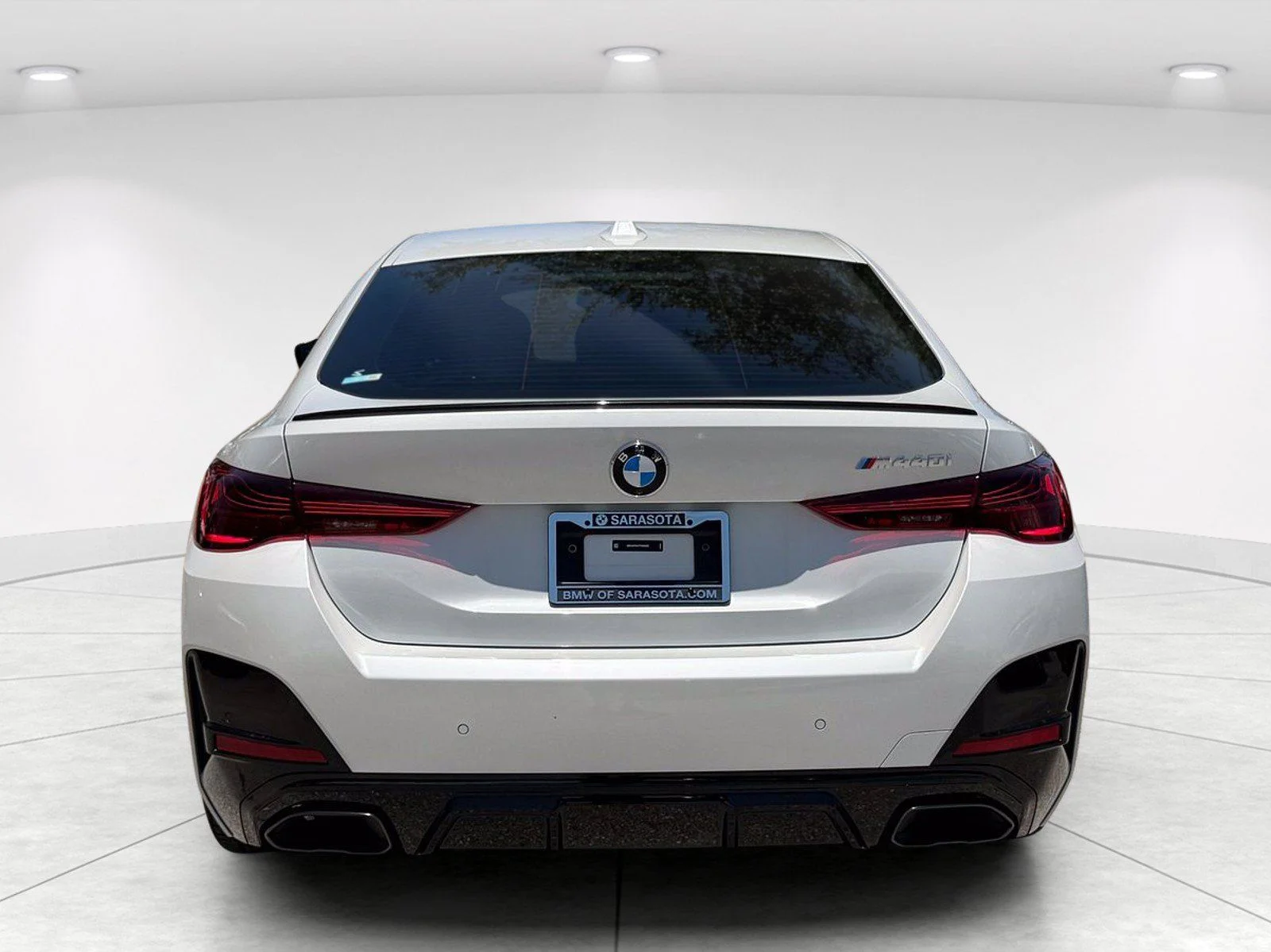 New 2026 Mineral White Metallic BMW M440i image 4