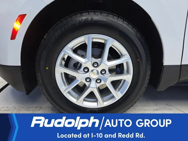 Used 2023 White Chevrolet LT image 9