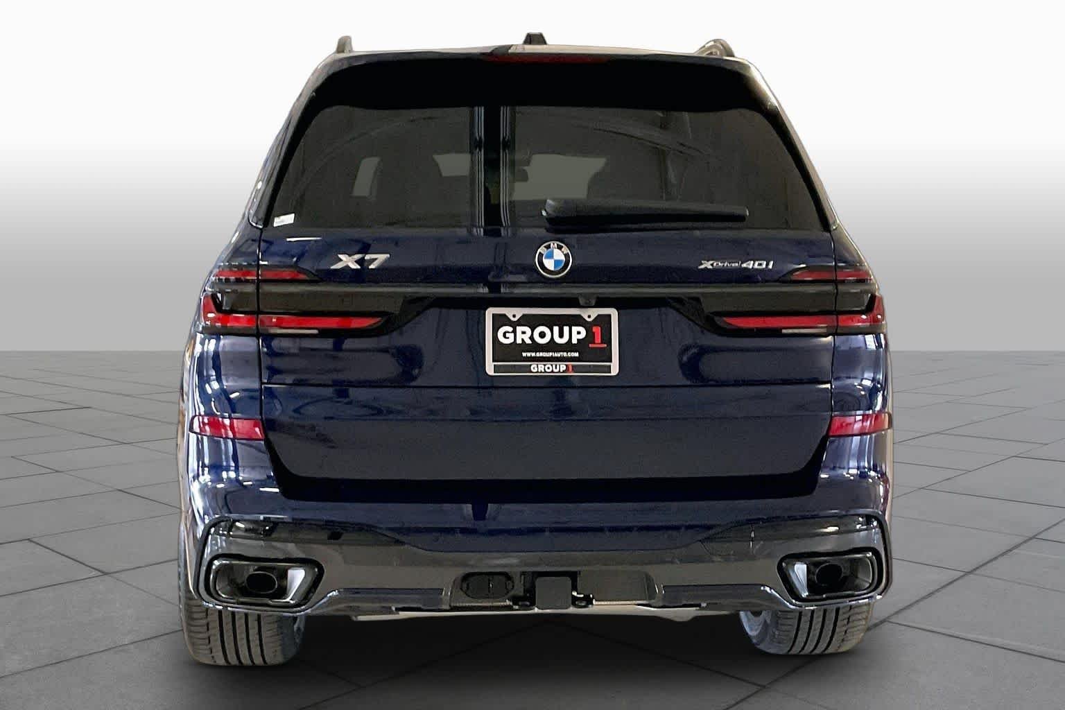 New 2027 Tanzanite Blue II Metallic BMW xDrive40i image 4