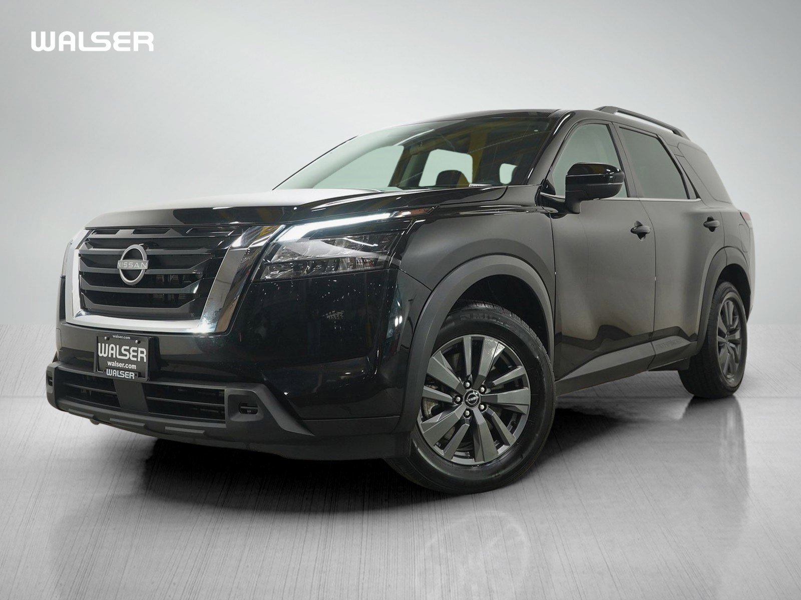 2023 Nissan Pathfinder SV