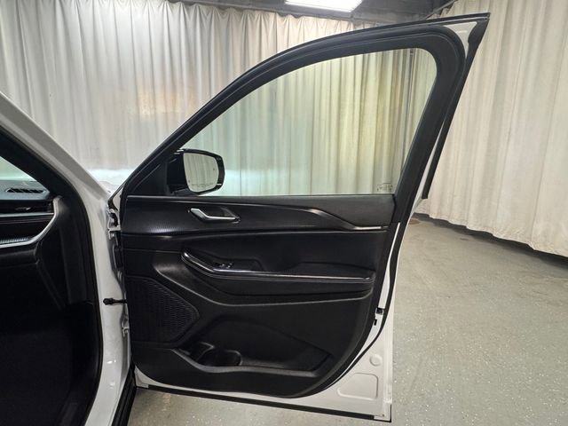 Used 2025 Bright White Jeep Altitude image 35