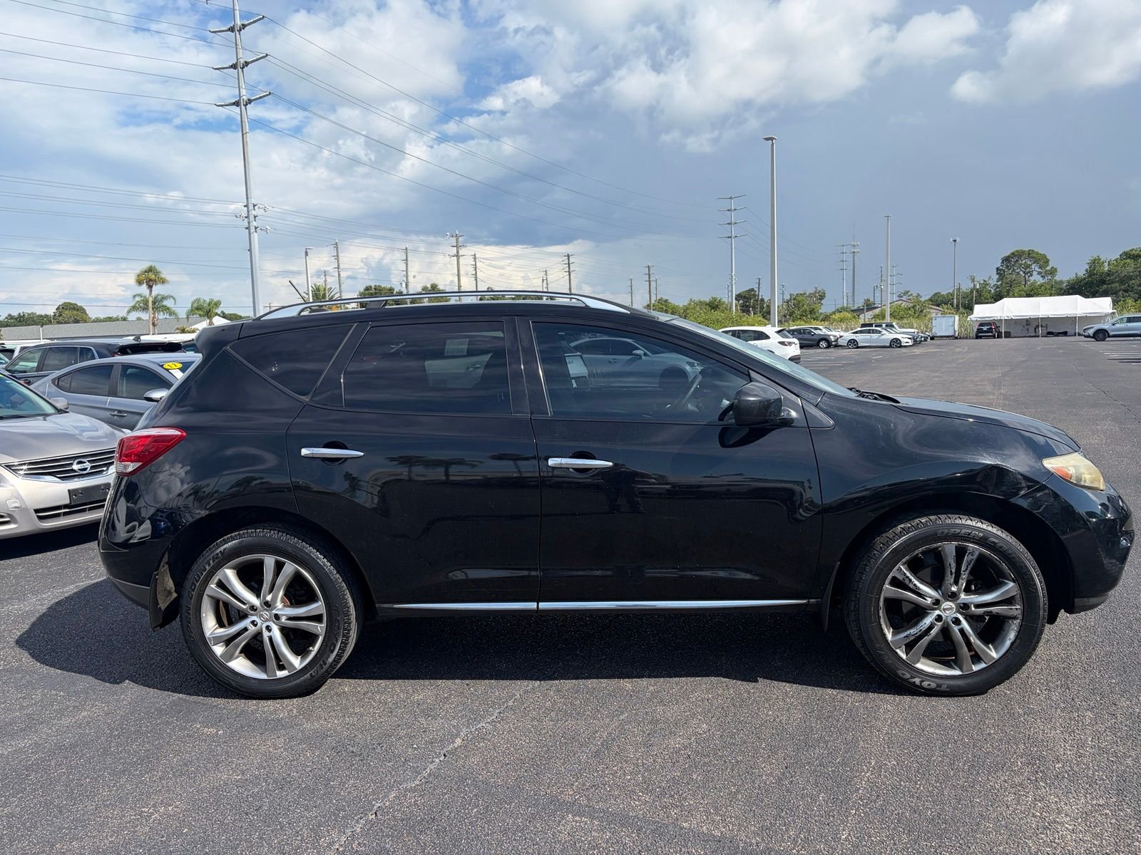 Used 2011 Black Nissan LE image 8