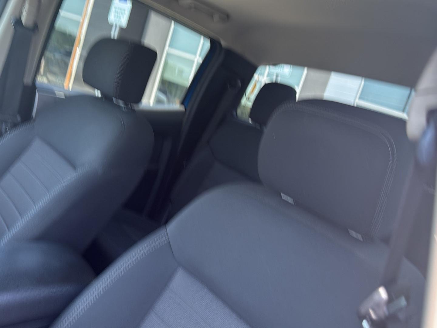 Used 2019  FORD  image 29