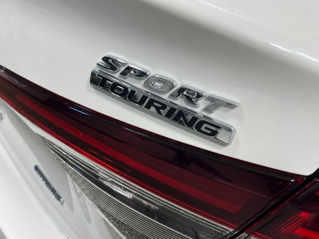 New 2026 Platinum White Pearl Honda Sport Touring image 11
