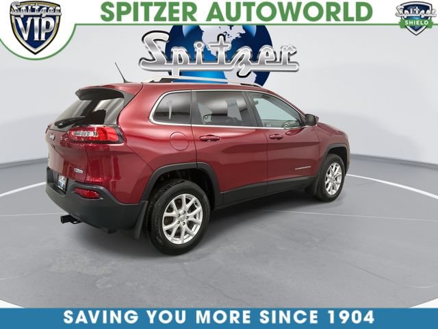 Used 2015 Deep Cherry Red Crystal Pearlcoat Jeep Latitude image 11