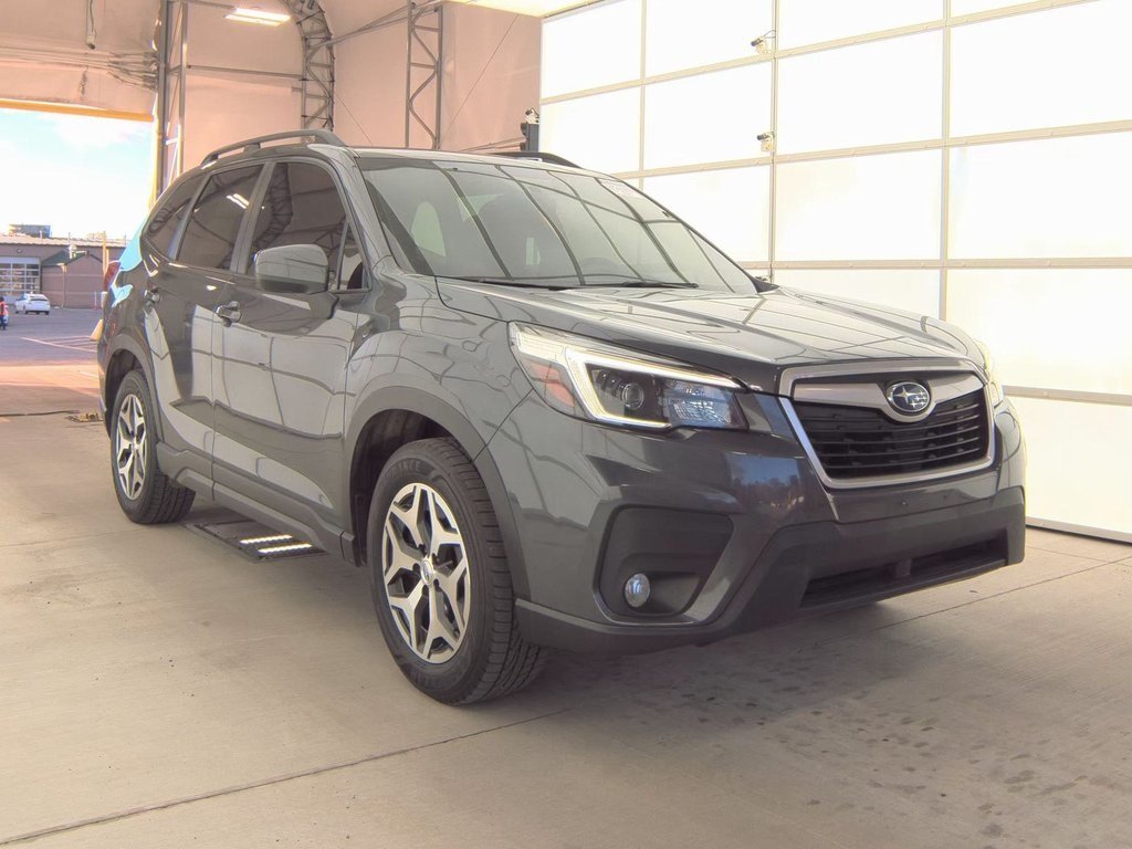 2021 Subaru Forester Premium photo 4