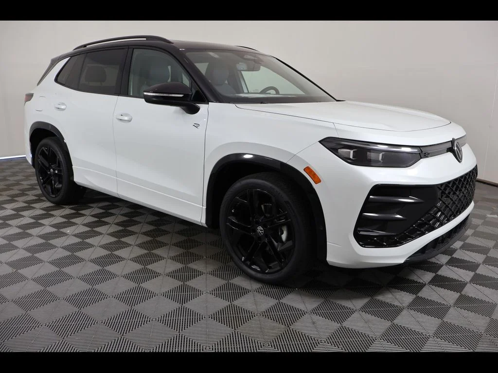 New 2026 White/off-white Volkswagen 2.0T SE R-Line Black image 7