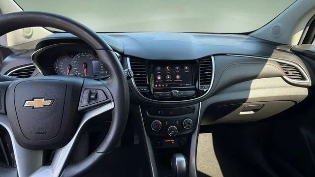 Used 2022 Silver Ice Metallic Chevrolet LT image 11