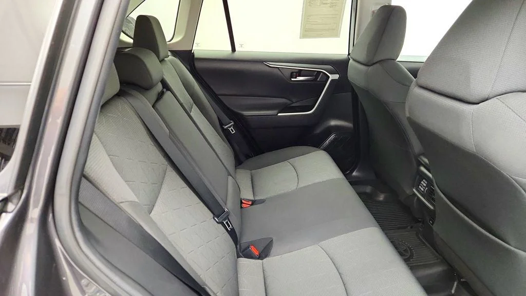 Used 2022 Magnetic Gray Metallic Toyota XLE AWD image 23