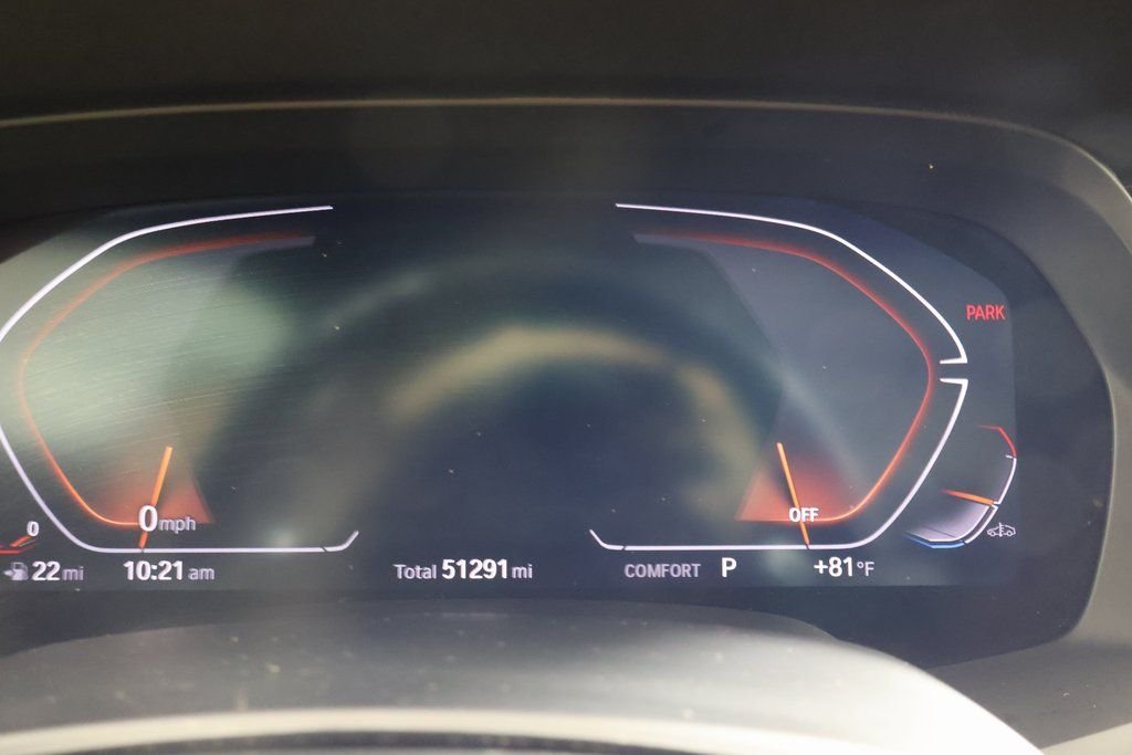 Used 2022 Black Sapphire Metallic BMW xDrive40i image 17