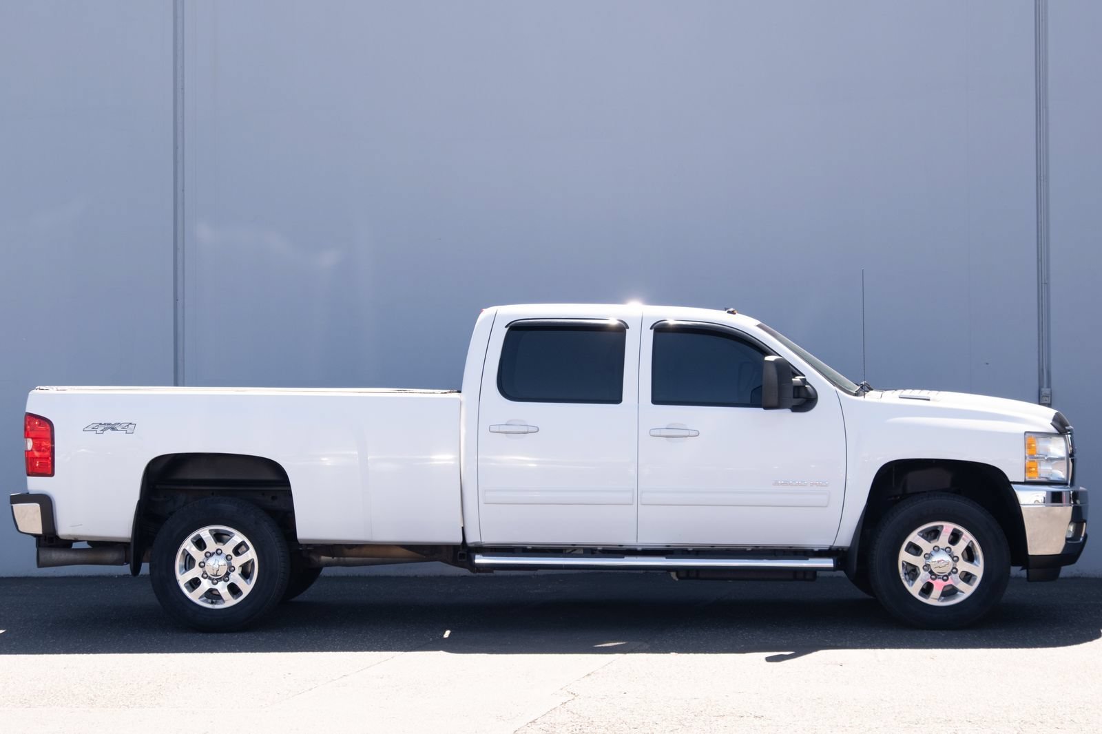 Used 2013 SUMMIT WHITE Chevrolet LTZ image 24