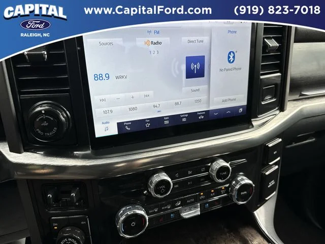Used 2022 White Ford Lariat image 26
