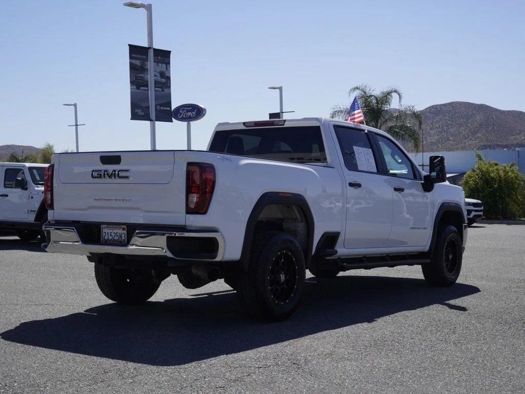 Certified Used 2022 White GMC Pro image 3