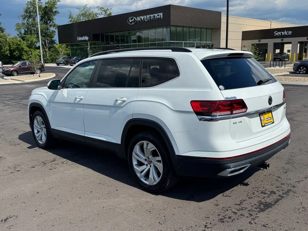 Used 2021 White Volkswagen 3.6L V6 SE w/Technology image 4