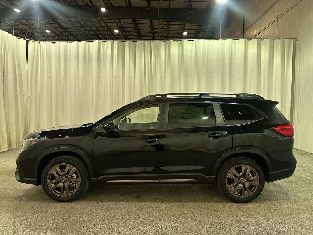 New 2026 Crystal Black Silica Subaru Limited Bronze Edition image 6