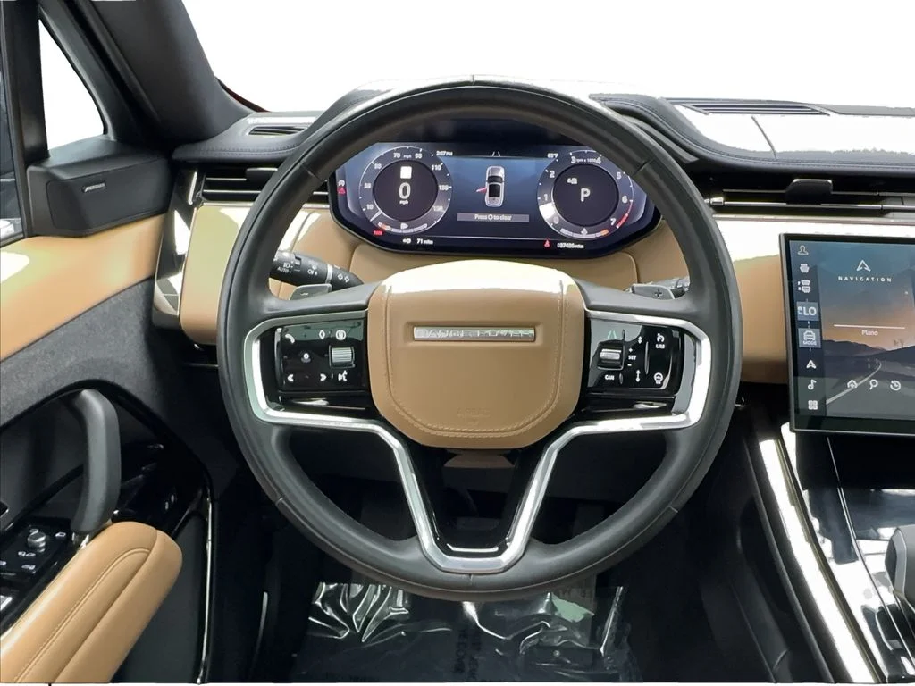 Used 2024 Blue Land Rover SE image 35