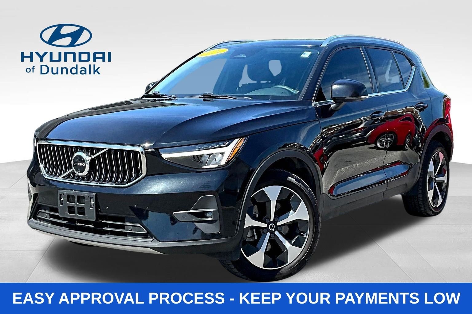2024 Volvo XC40 B5 Plus Bright AWD's photo