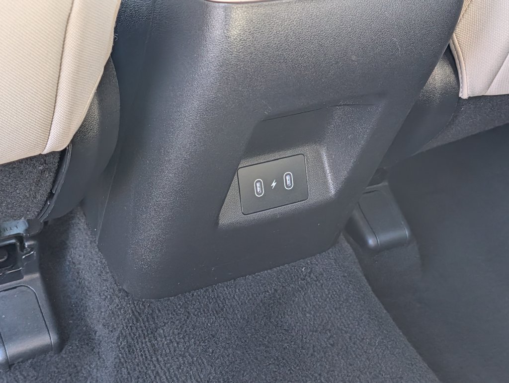 Certified Used 2025 Silver Hyundai SEL image 15