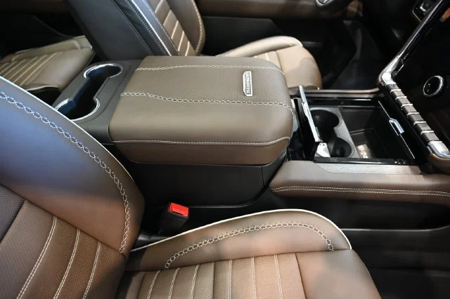 2026 GMC Yukon XL Denali Ultimate - Photo 25