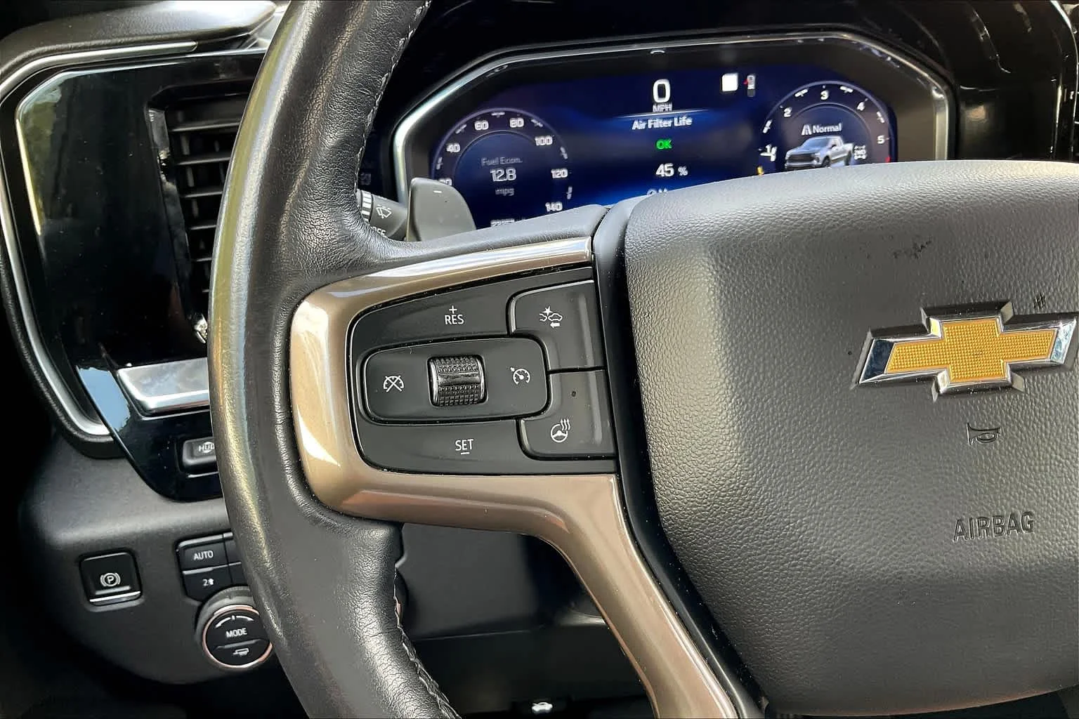 Used 2023 Black Chevrolet High Country image 34
