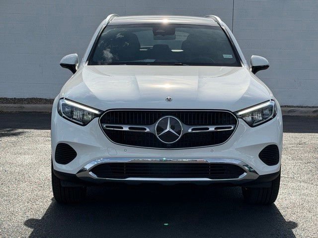 New 2026 Polar White Mercedes-Benz GLC 300 image 2