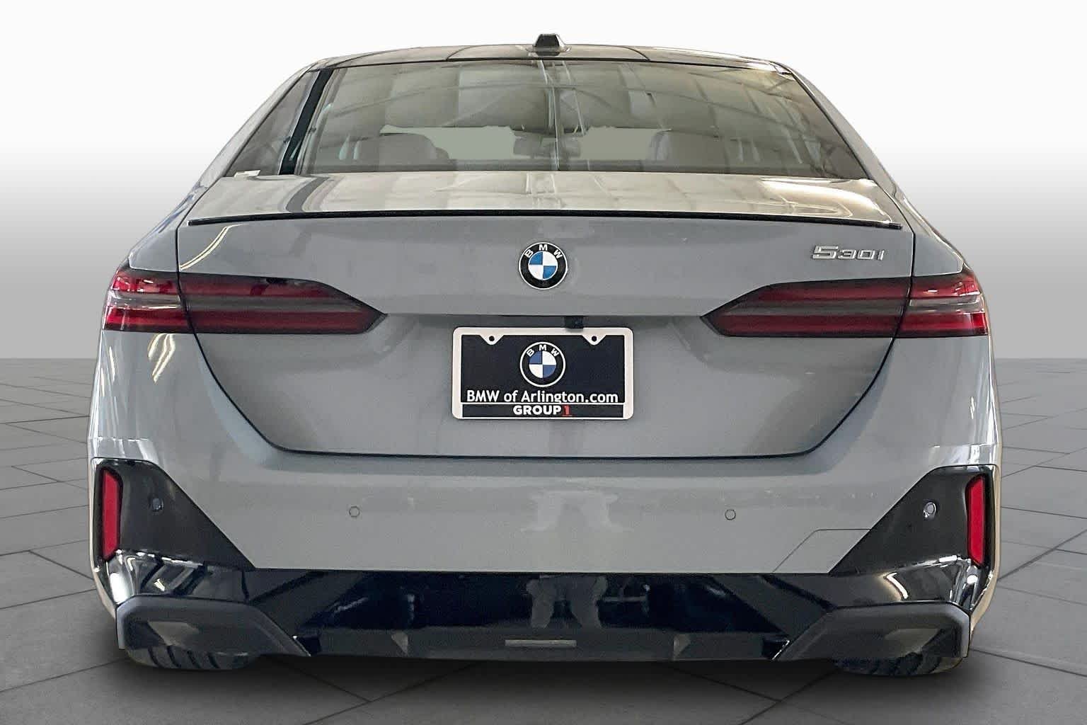New 2027 Brooklyn Grey Metallic BMW 530i image 4