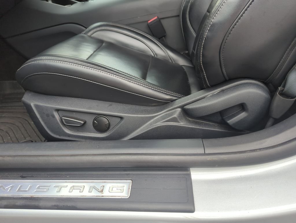 Used 2024 Silver Ford EcoBoost Premium image 12