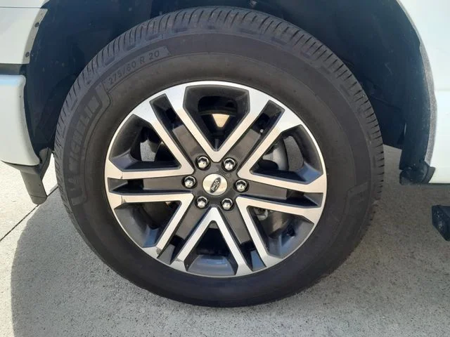 Used 2023 White Ford XL image 9