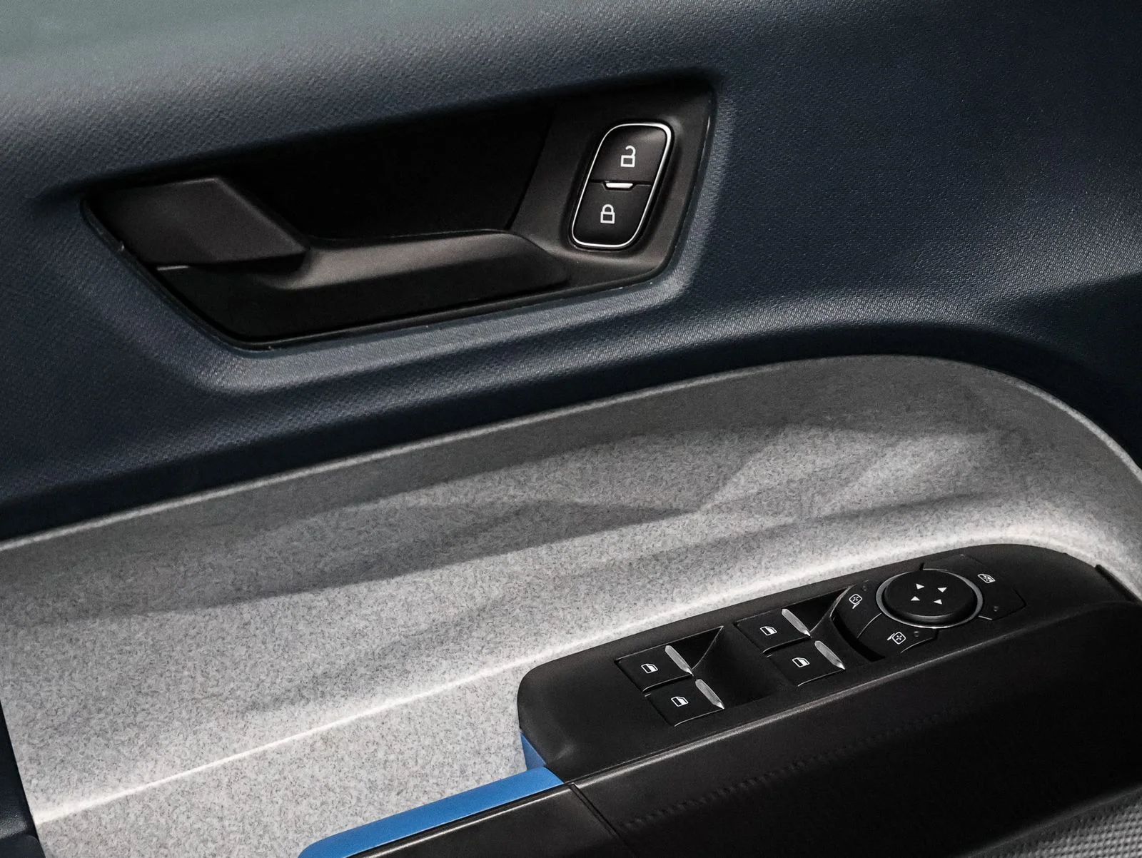 New 2026 Gray Ford XLT image 21