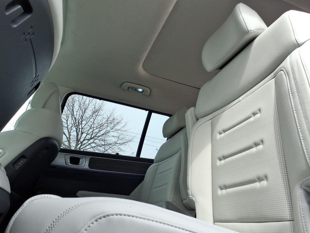 2025 Hyundai Santa Fe Calligraphy - Photo 11