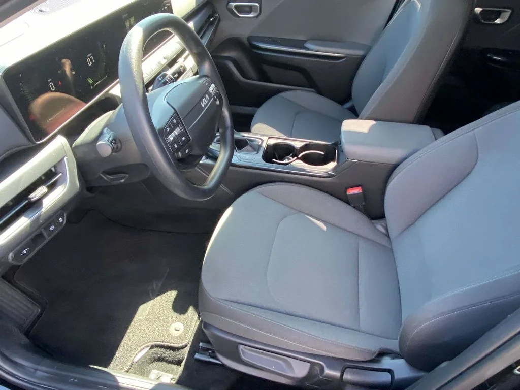 Certified Used 2025 Black Kia LXS image 13