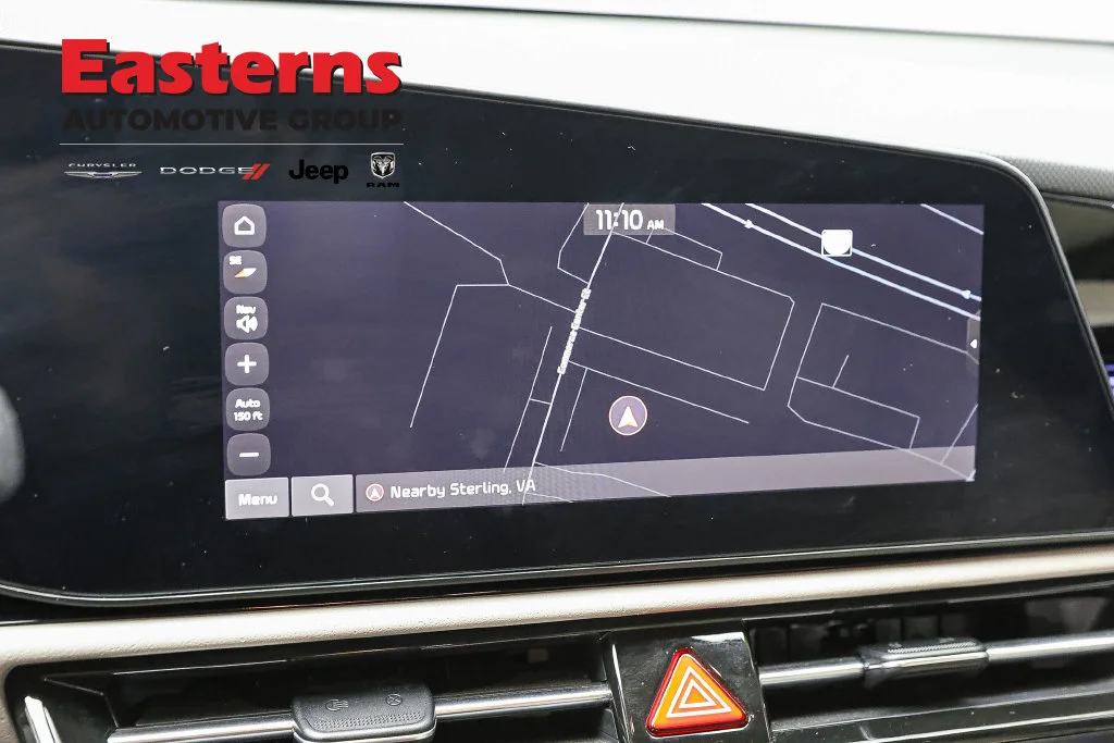 Used 2023 White Kia Wind image 18