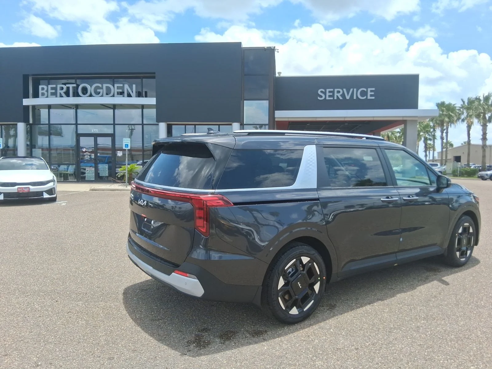 New 2026  Kia EX image 4