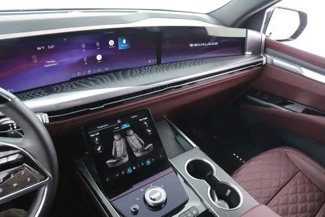 2026 Cadillac Escalade Sport - Photo 30