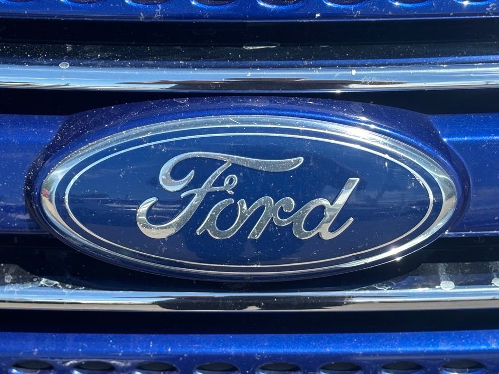 Used 2014 Blue Metallic Ford Limited image 32