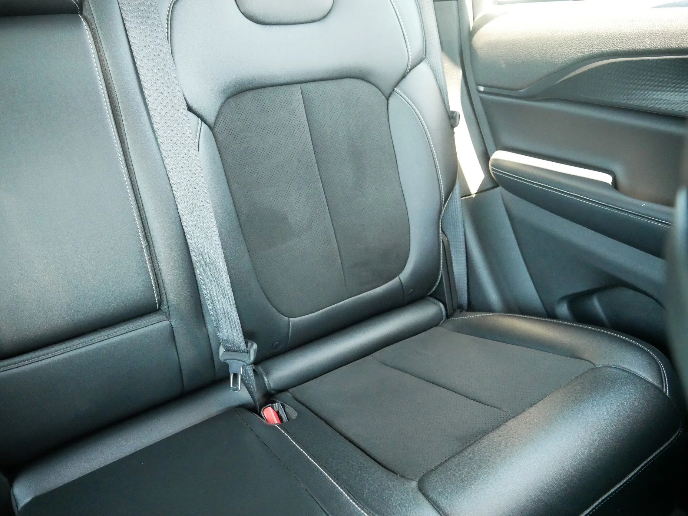 Used 2023 Bright White Clearcoat Jeep Altitude image 14