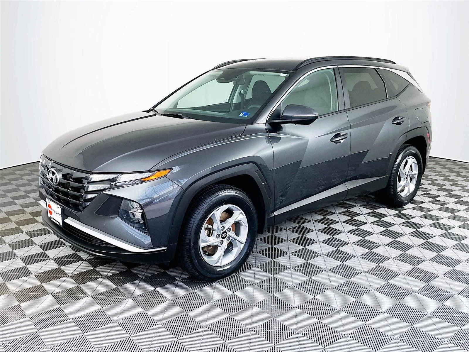 Used 2023 Portofino Gray Hyundai SEL image 3