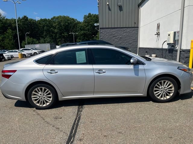 Used 2013 Toyota Avalon Limited Hybrid with VIN 4T1BD1EB8DU011173 for sale in Fitchburg, MA