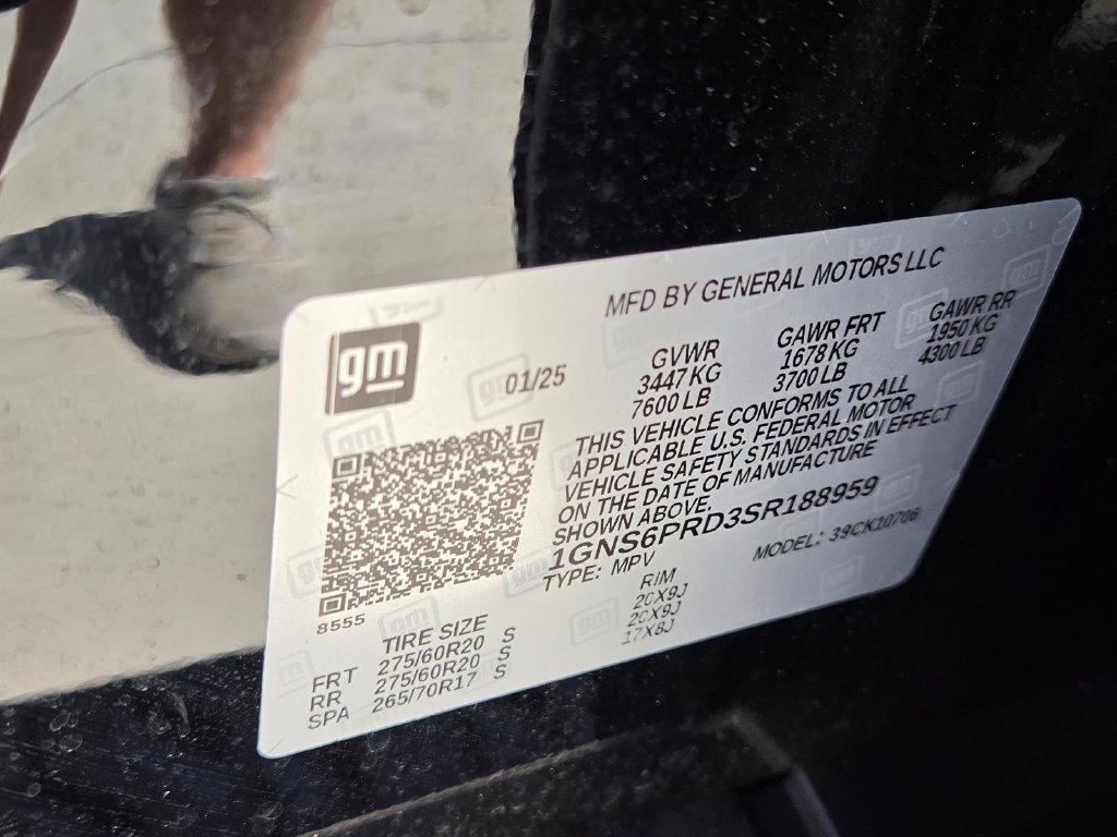 Used 2025 Black Chevrolet Z71 image 45