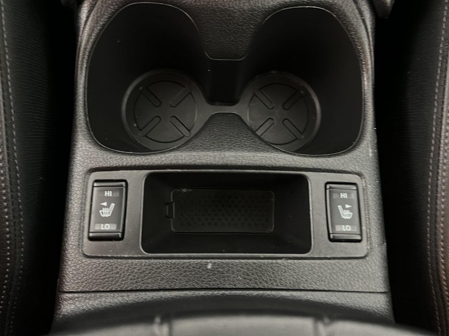 Used 2022 Gun Metallic Nissan SL image 35