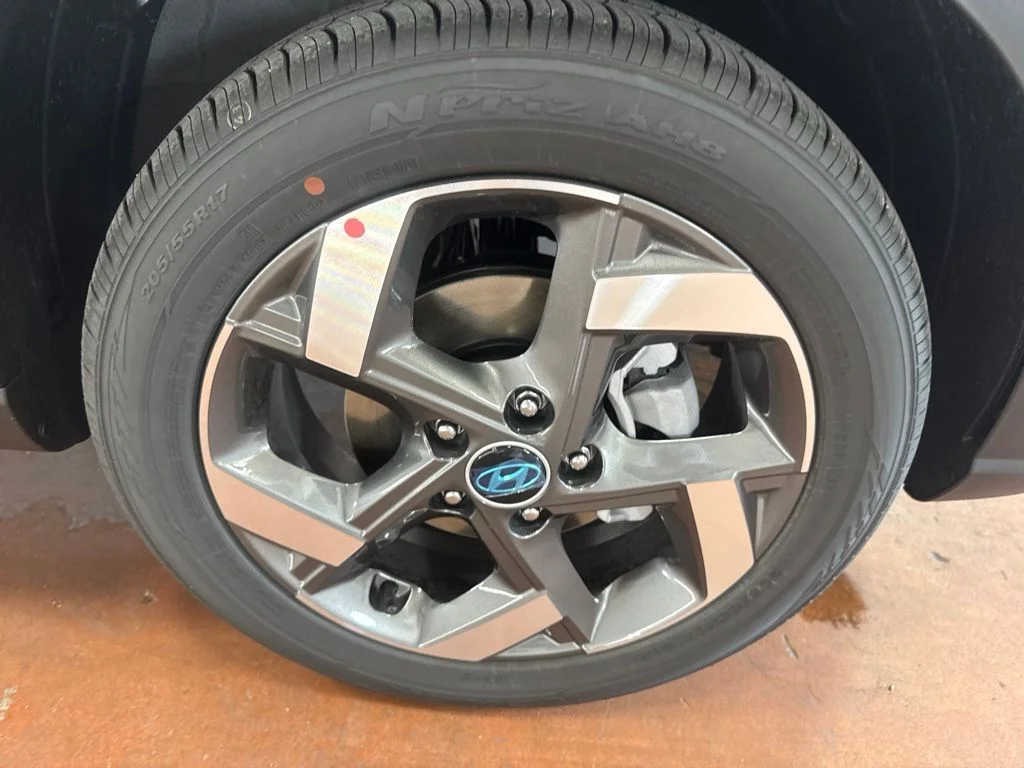 New 2026 Onyx Black Hyundai SEL image 11