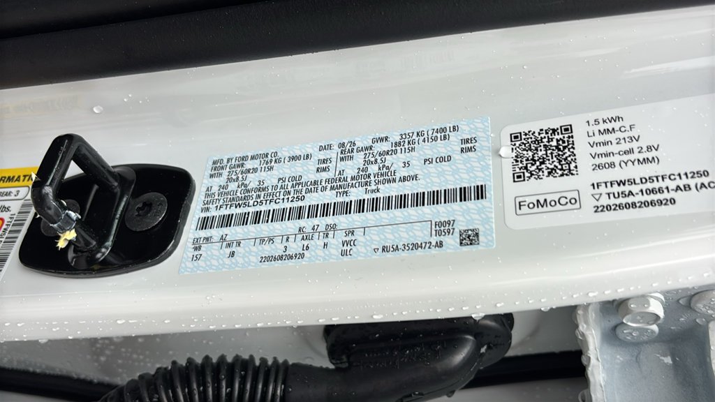 New 2026 Star White Metallic Tri-Coat Ford Lariat image 32